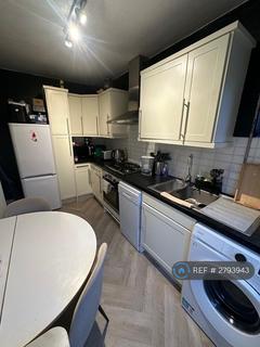 2 bedroom flat to rent, Sydney Road, London, N10