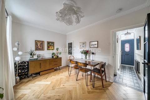 3 bedroom terraced house for sale, Richmond Road, London N11