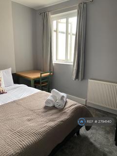2 bedroom flat to rent, Duckett Road, London, N4