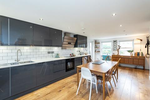 3 bedroom semi-detached house for sale, Harrow Road West, Dorking