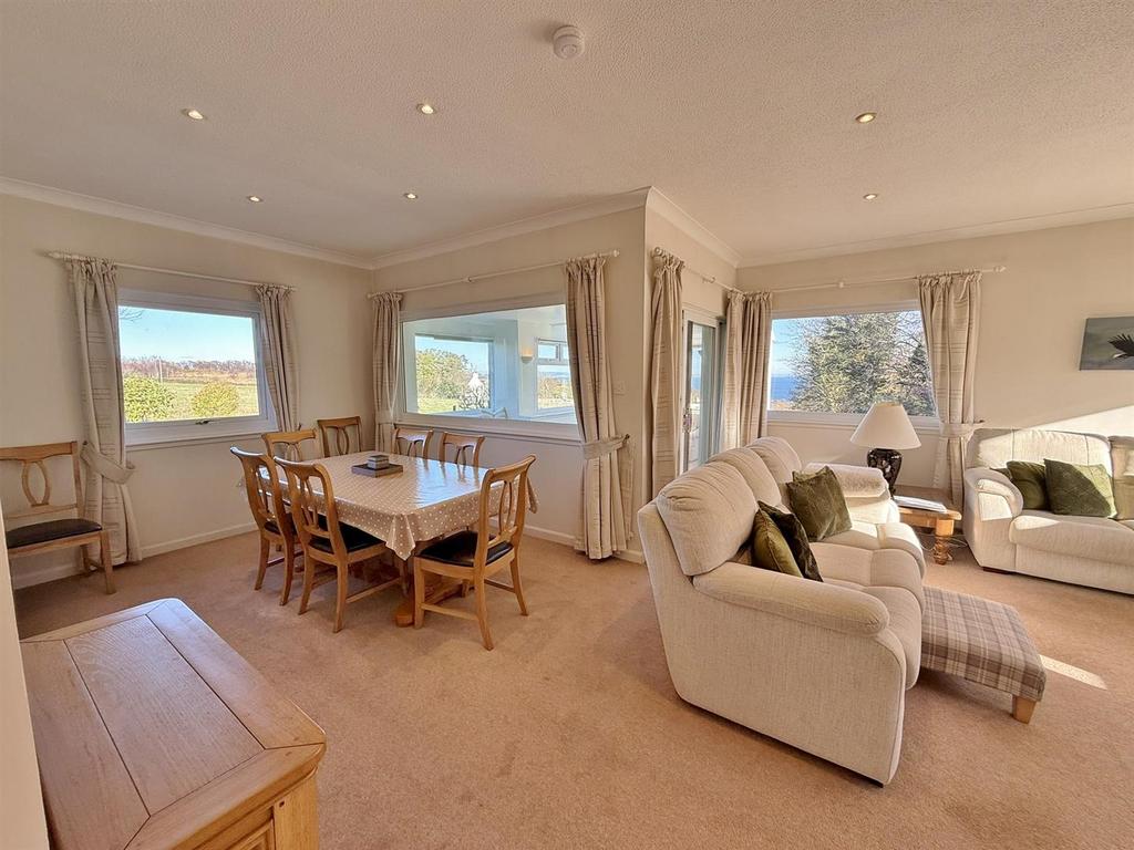 Lounge and dining area to conservatory