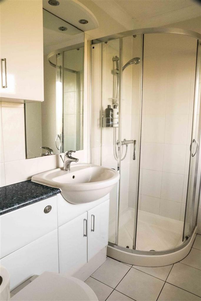 Ensuite shower room