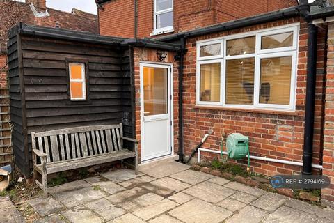 undefined, Thatcham, Newbury, RG18