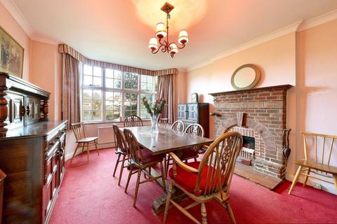 3 bedroom detached house for sale, Woodside Road, Beaconsfield, Buckinghamshire, HP9