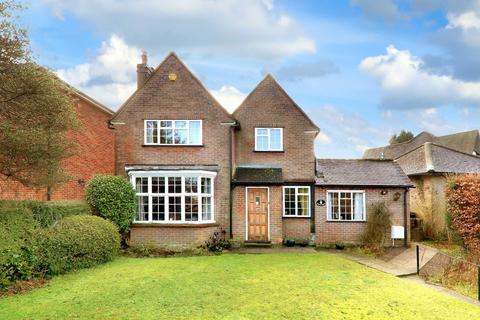 3 bedroom detached house for sale, Woodside Road, Beaconsfield, HP9