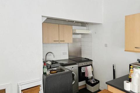 2 bedroom terraced house to rent, Victoria Terrace, Addingham, Ilkley, LS29 0NF