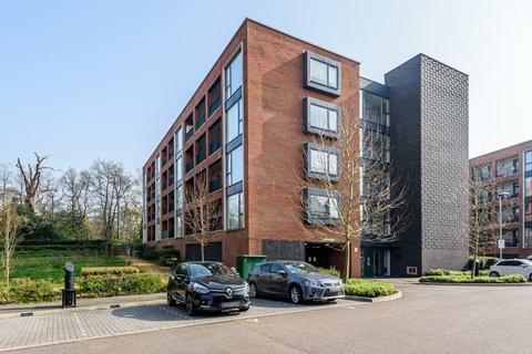 1 bedroom flat for sale, Ebony Crescent, Cockfosters, EN4