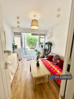 2 bedroom flat to rent, Wightman Road, London, N8