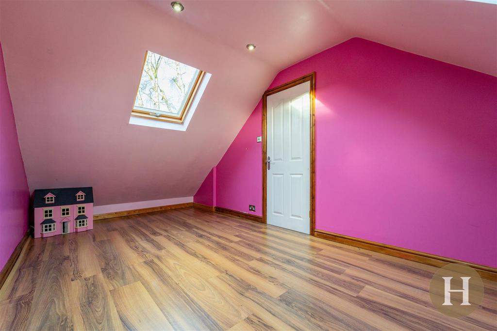 Hadleigh Estate Agents-36.jpg