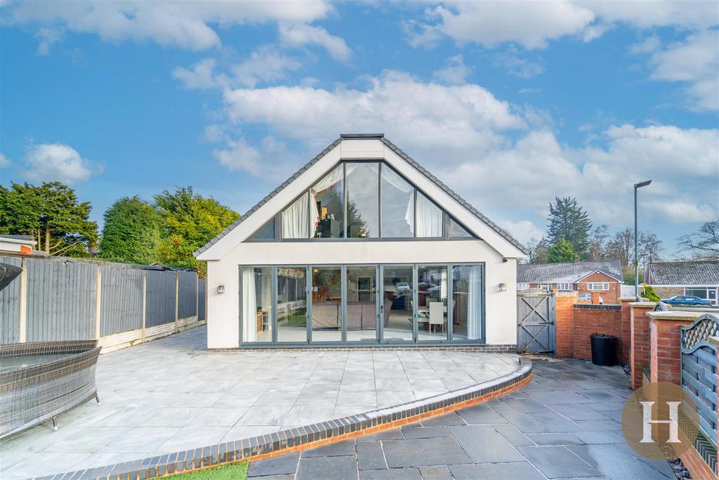 Hadleigh Estate Agents-10.jpg