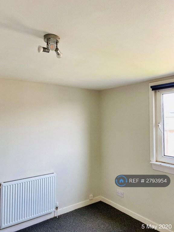Living Room (Corner Of As It Is l Shaped)