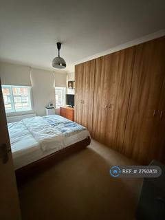 2 bedroom flat to rent, Falloden Way, London, NW11