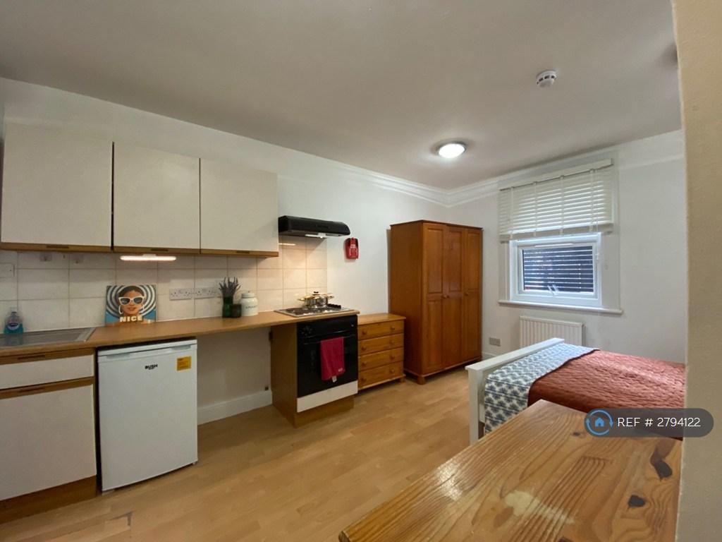 Kitchenette With Table.