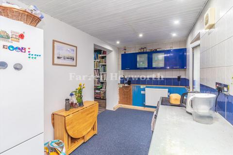 3 bedroom house for sale, Kingsdale Road, Lancaster LA1