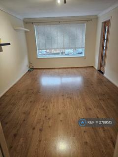 2 bedroom flat to rent, Kings Mount, Prenton, CH43