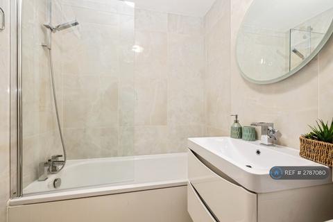 1 bedroom flat to rent, Commercial Road, London, E1