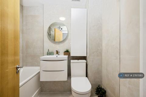1 bedroom flat to rent, Commercial Road, London, E1
