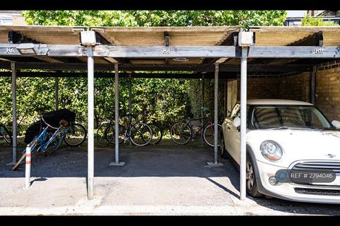 undefined, Wellesley Road, London, W4
