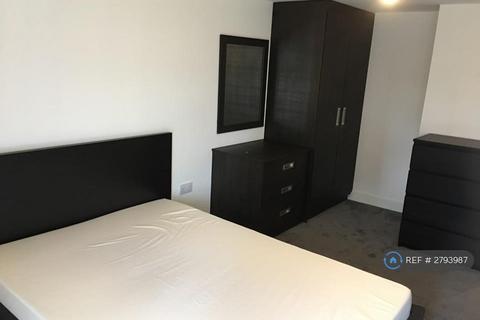 2 bedroom flat to rent, Church Court, Preston, PR1