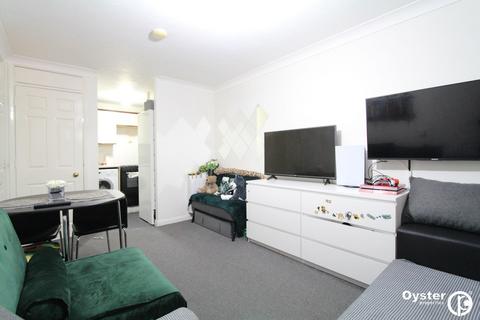 1 bedroom apartment to rent, Eagle Drive, Bittern Court, NW9