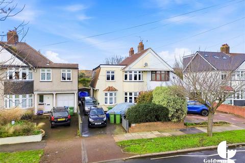 undefined, Broad Walk, London SE3
