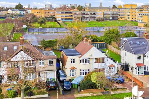 undefined, Broad Walk, London SE3