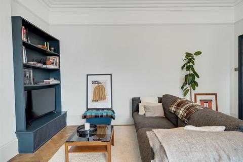 1 bedroom flat for sale, Lake Avenue, Bromley