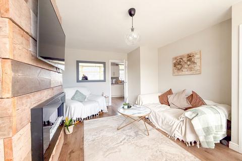 3 bedroom end of terrace house for sale, Thurlestone Road, Birmingham, B31