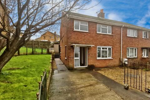 3 bedroom semi-detached house to rent, Fair View, Pengam, Blackwood