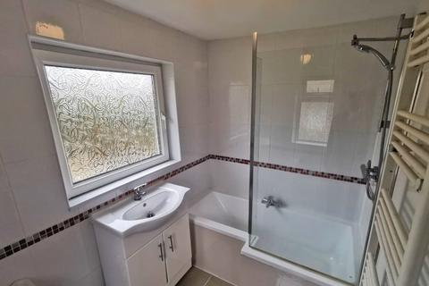 3 bedroom semi-detached house to rent, Fair View, Pengam, Blackwood