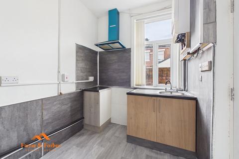 4 bedroom terraced house to rent, Norman Street, Blackburn BB2