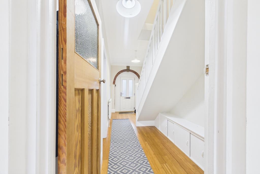 Ewe Move - Spalding - Halmer Gate - Hallway