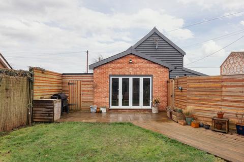 3 bedroom detached house for sale, Grade II Listed Detached Cottage in Hingham