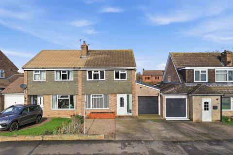 undefined, St Giles Way, Cropwell Bishop, Nottingham, NG12 3DW
