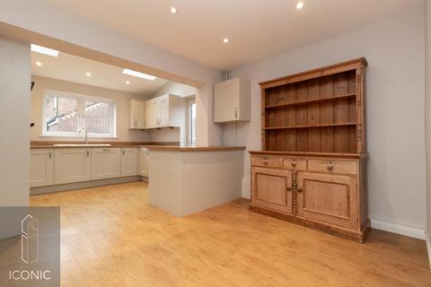 2 bedroom semi-detached house for sale, Broadgate, Taverham, Norwich