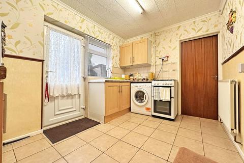 4 bedroom terraced house for sale, Hilton Street, WEST BROMWICH, B70 9TW