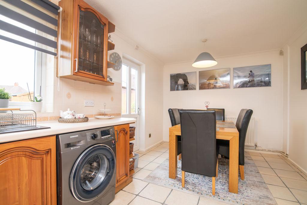 Kitchen diner