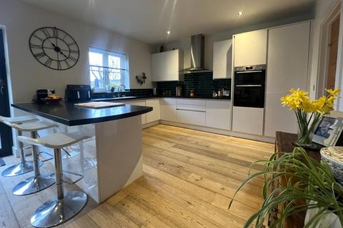 4 bedroom detached house for sale, Kingsdown
