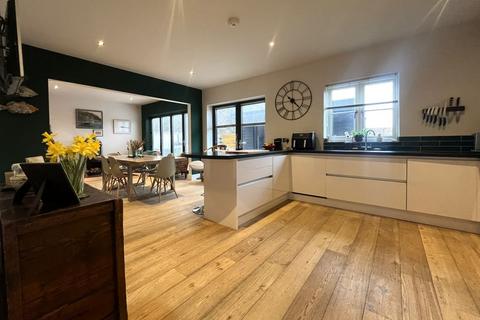 4 bedroom detached house for sale, Kingsdown