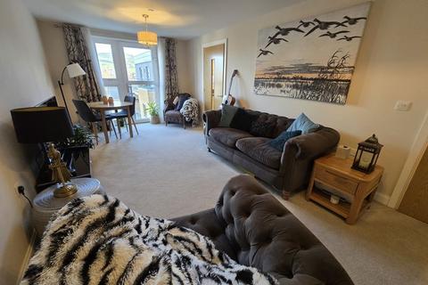 undefined, Modern One-Bedroom Apartment with Stunning Views – Plas Elrych