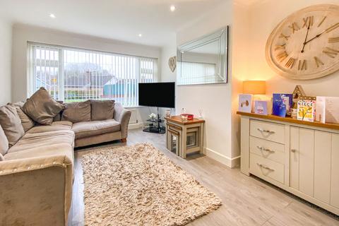 3 bedroom semi-detached house for sale, Allen Road, Hedge End