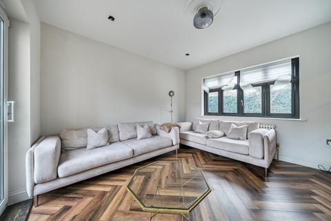 3 bedroom semi-detached house for sale, Halfway Street, Sidcup DA15
