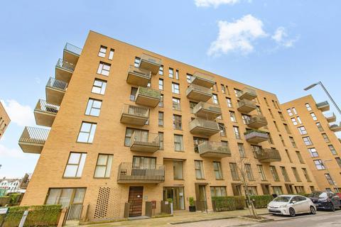 2 bedroom flat to rent, Moorhen Drive, Hendon, London, NW9