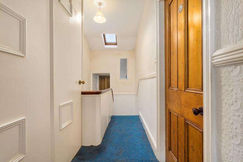 20 Farrant Street
