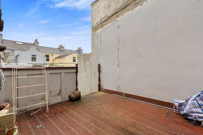 20 Farrant Street
