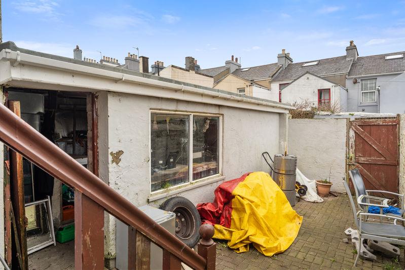 20 Farrant Street