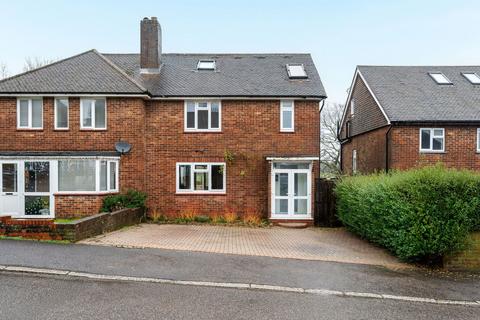 undefined, Maple Way, Coulsdon CR5
