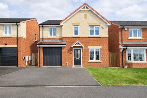 4 bedroom detached house for sale, Clara View, Crawcrook