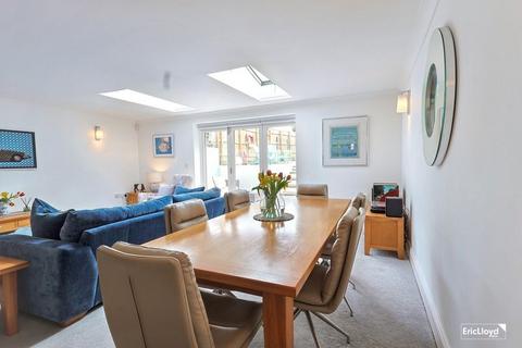 3 bedroom end of terrace house for sale, CHURSTON ROAD CHURSTON FERRERS BRIXHAM