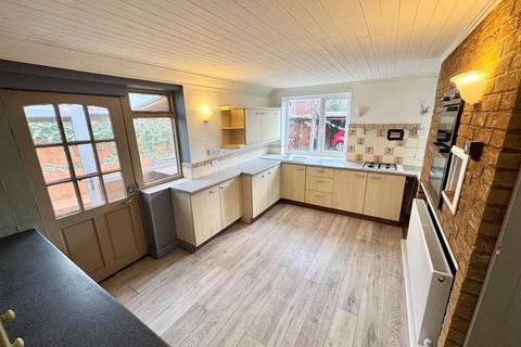 4 bedroom semi-detached house for sale, Stanley Grove, High Heaton